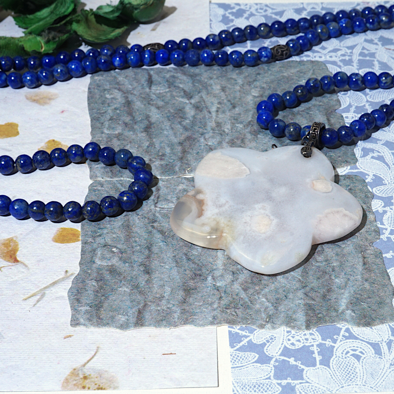 YAN Blue Pendant Necklace Lapis Lazuli & Agate Long Necklace Style