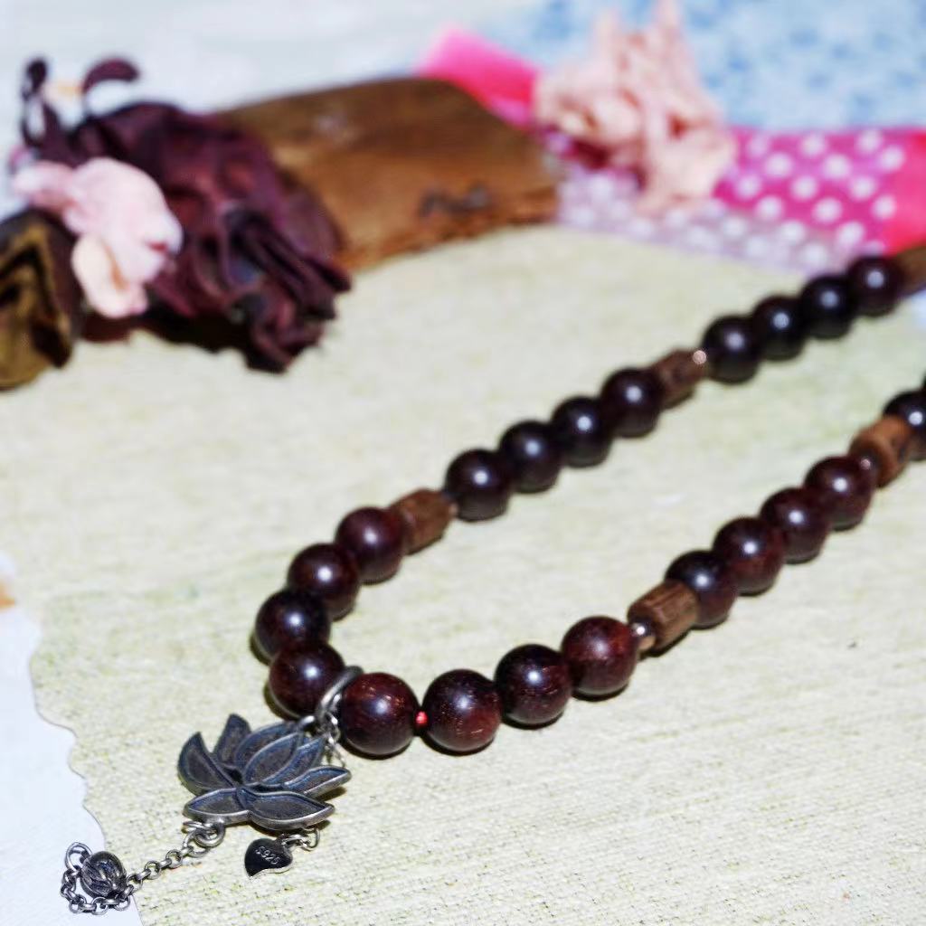 YAN Wood Pendant Bracelet Sandalwood & Wingwood Long Bracelet Style