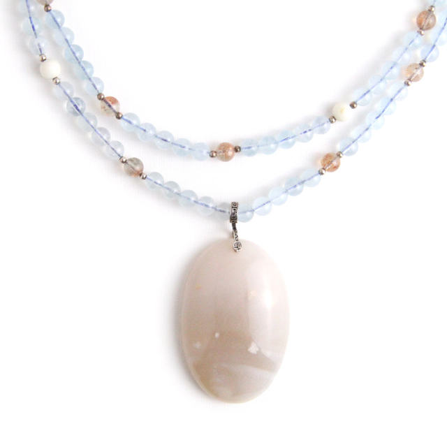 YAN Blue Pendant Necklace Agate Teardrop Pendant Aquamarine Bead Long Necklace Style