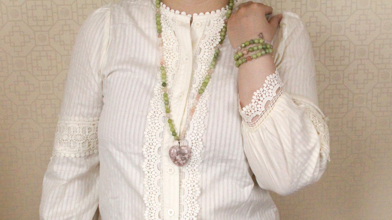 Jade Necklaces & Gemstone Bead Bracelets