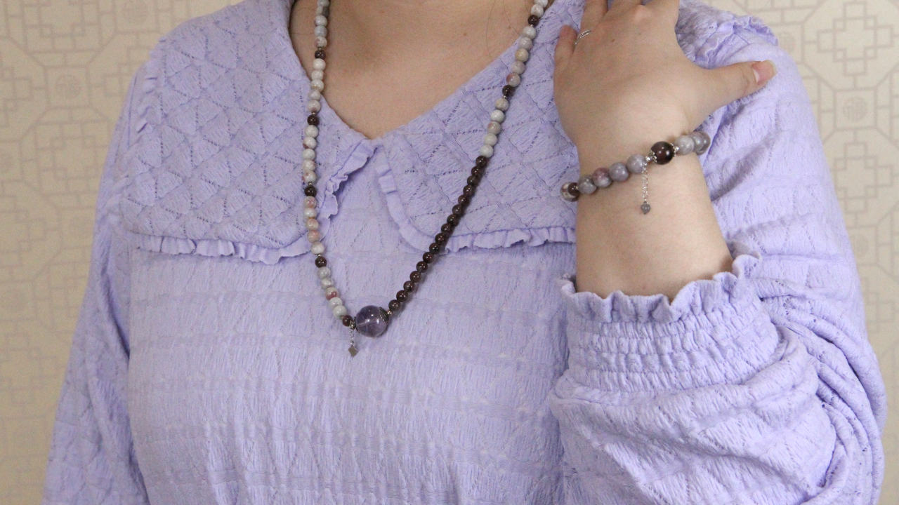 Lavender Purple Necklaces, Earrings & Gemstone Bead Bracelets